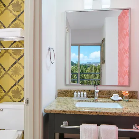 Kaimana Beach Hotel Honolulu Room photo