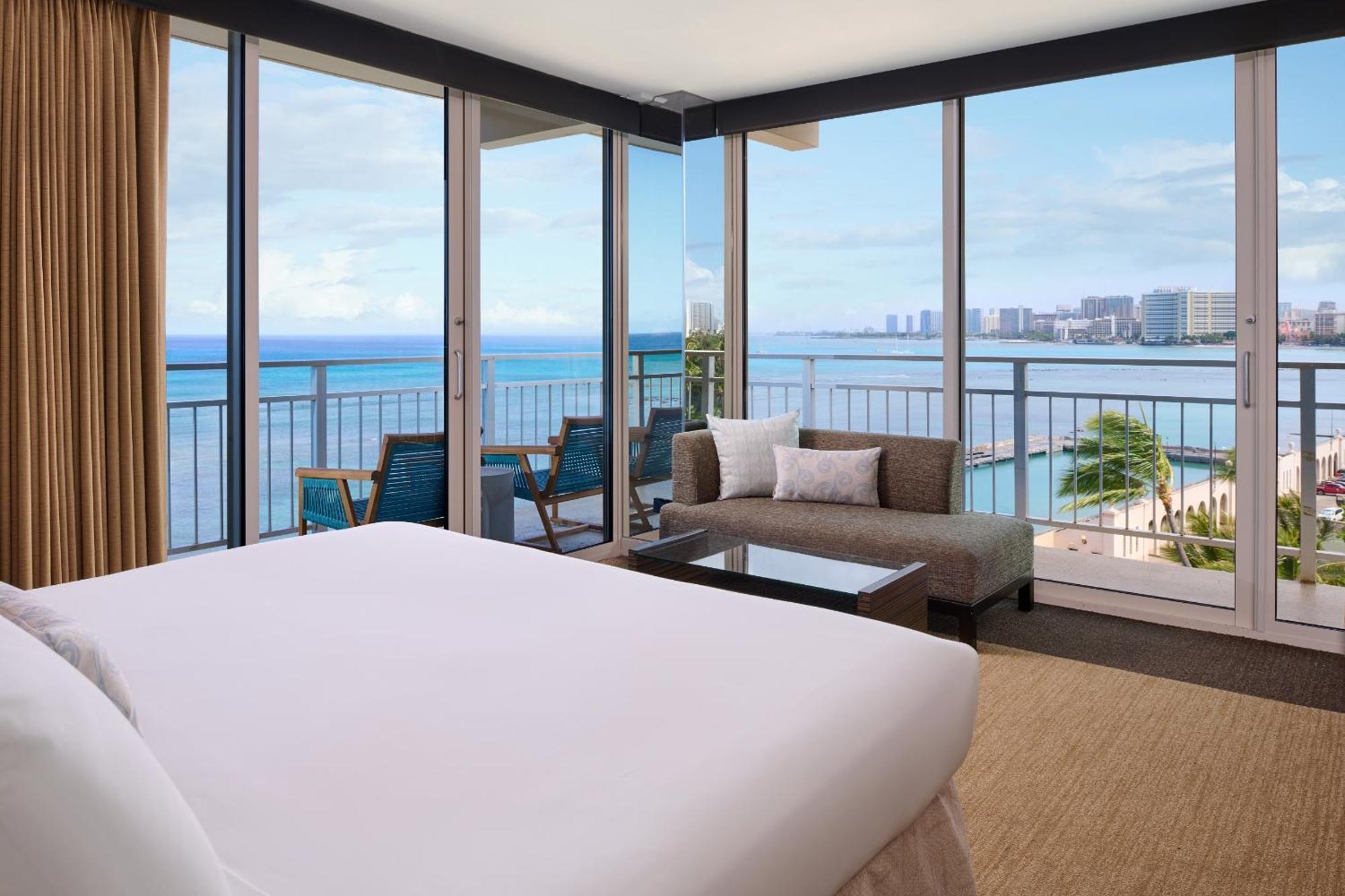 Kaimana Hotel