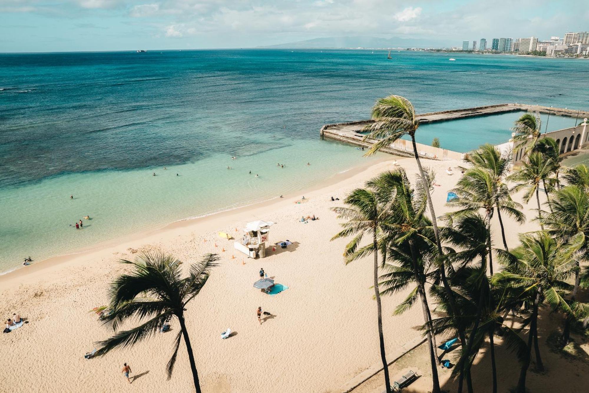 Kaimana 3*