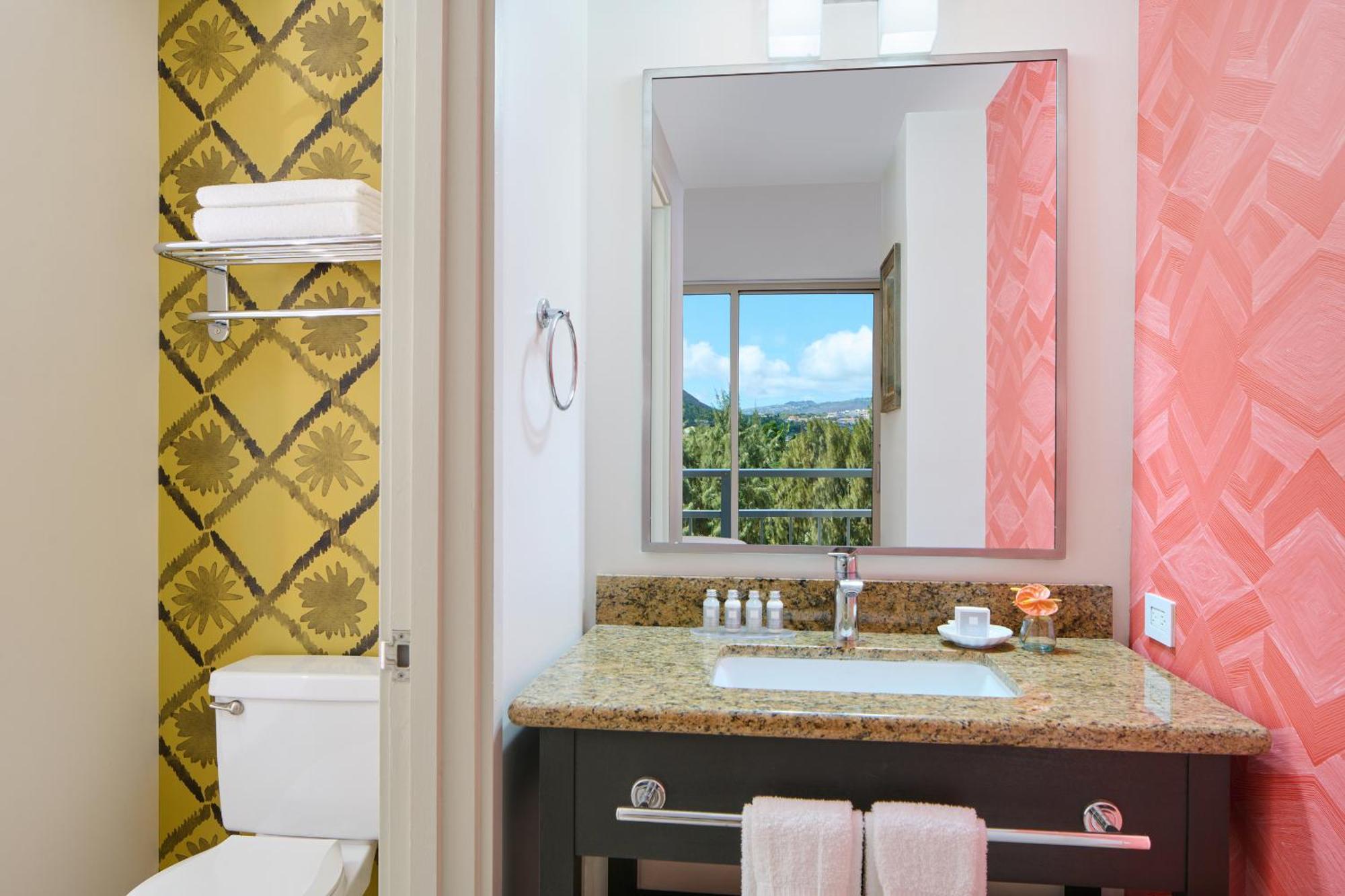 Hotel Kaimana 3*
